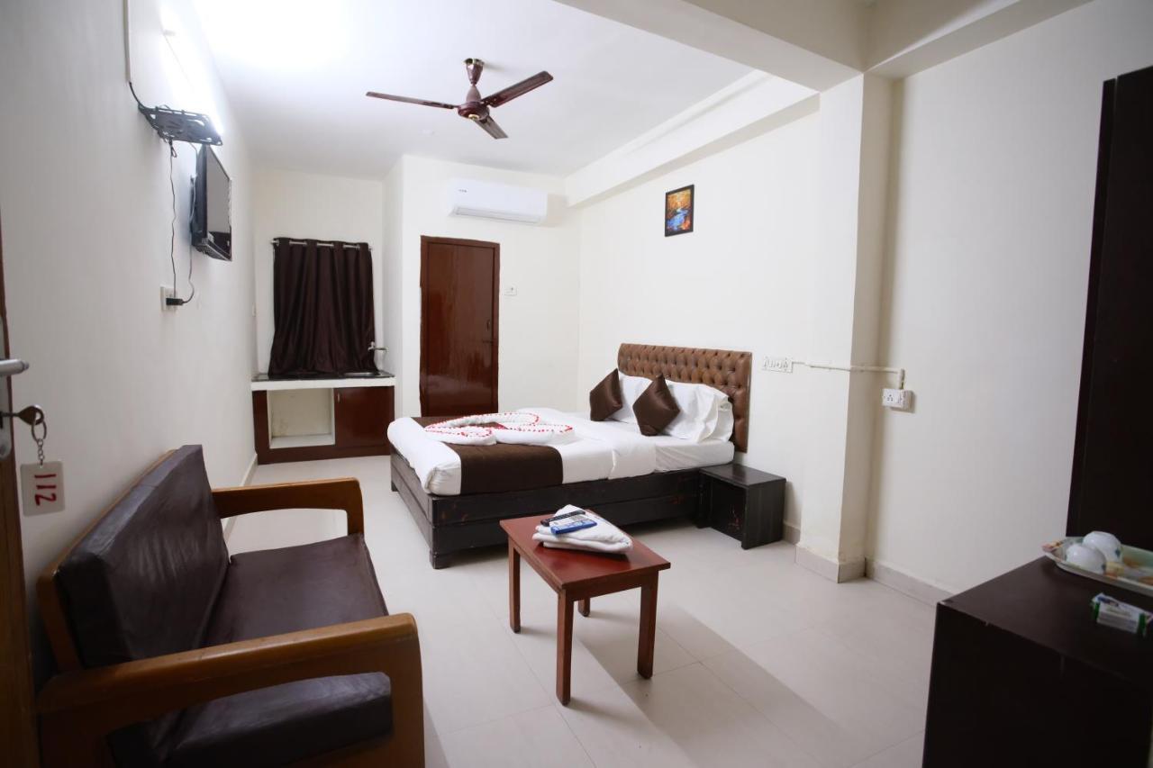 צ'נאי Ganesh Guest House מראה חיצוני תמונה