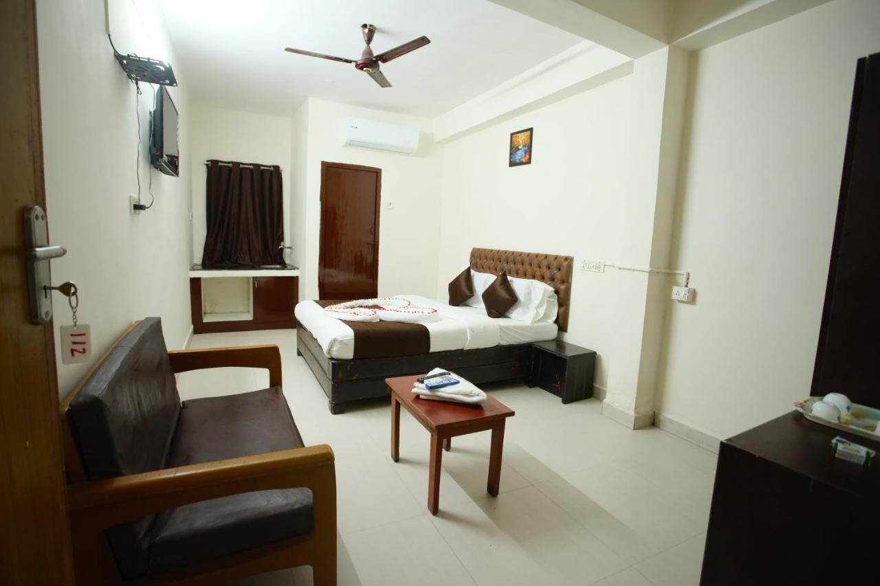 צ'נאי Ganesh Guest House מראה חיצוני תמונה